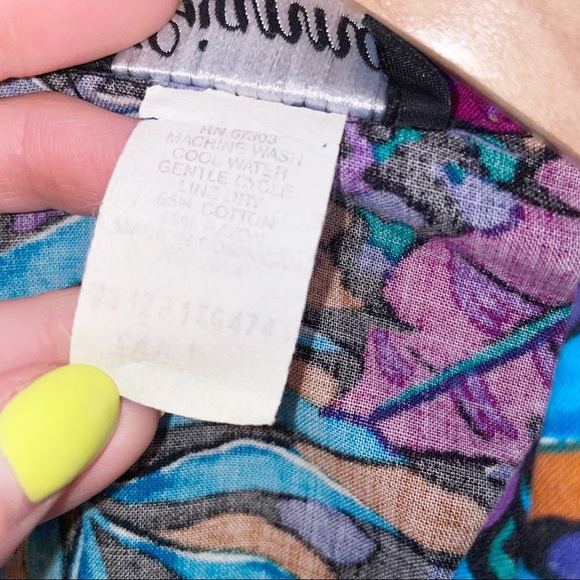 Vintage floral button down - Picture 7 of 8